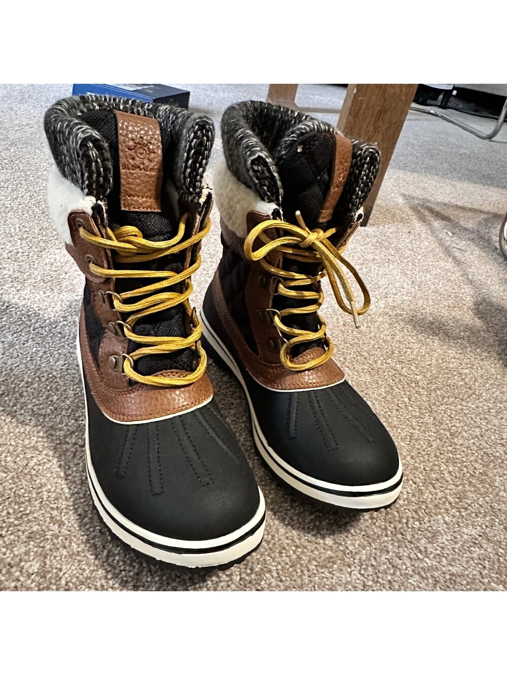 Globalwin Women's Winter Snow Boots Size 6 Black Brown